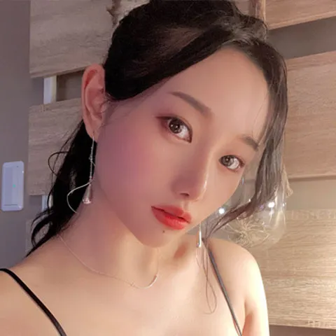 心理悬疑电影玻璃钟摆海报